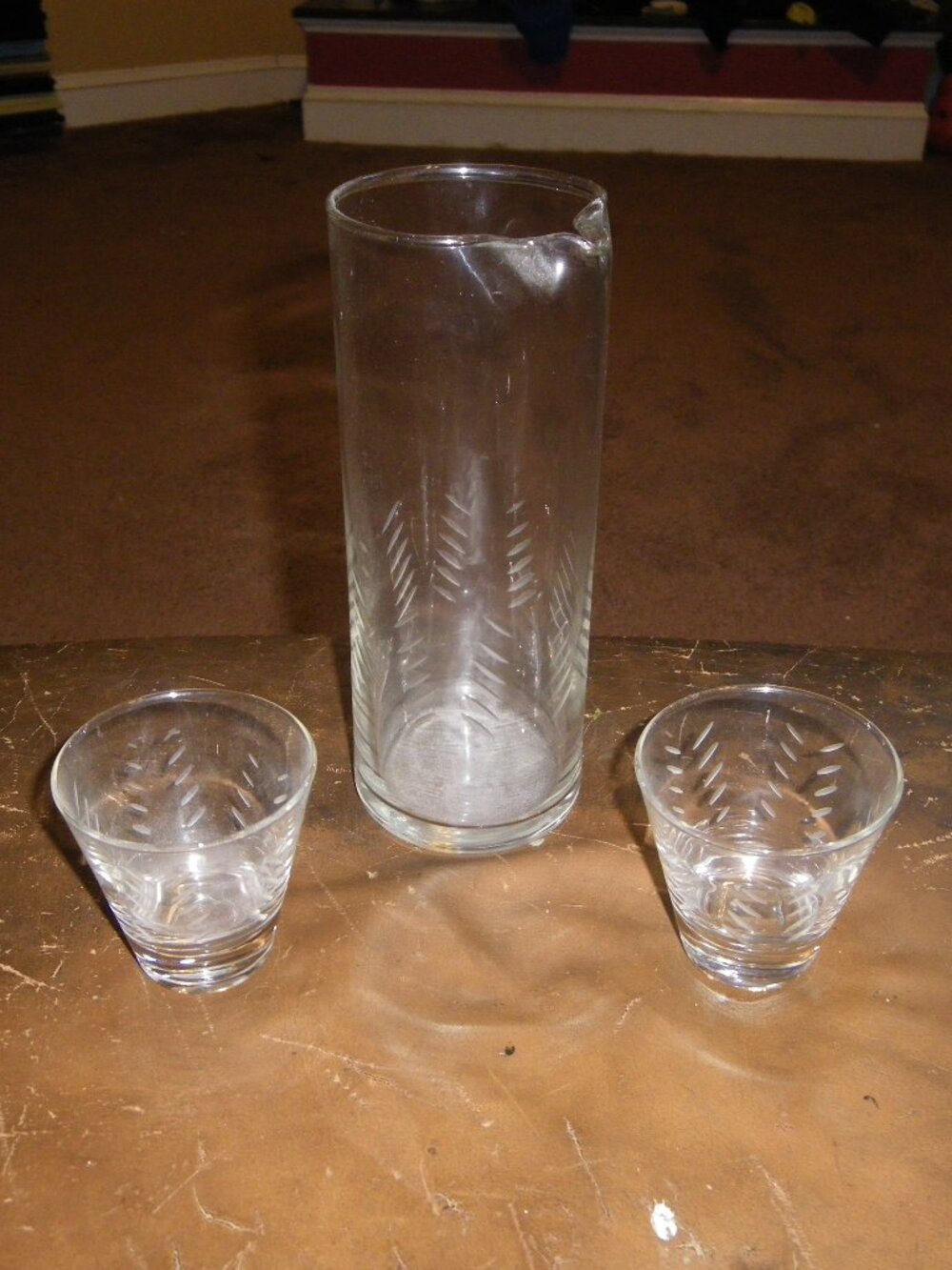 Small Modern Style Pitcher & Glasses Set